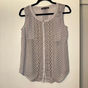 Brixon Ivy Women’s XS Light Purple Sleeveless Button Shirt Dot Lace Detail EUC